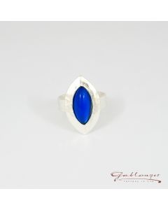 Ring,  acuted oval with glassstone, sapphire blue