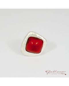 Ring, square with glass stone, red